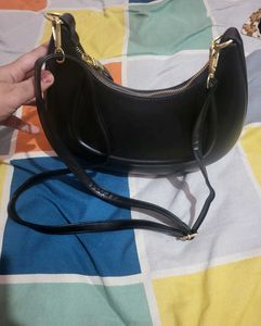 Chic Black Handbag