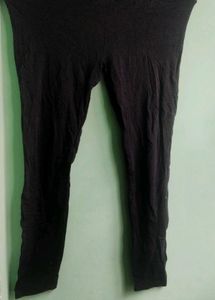 Comfy Black Leggings ldnght hip/36 lenght/32