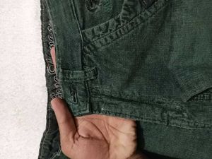 Kids&#39; Green Velvet Pant for Sale! 👖🌿
