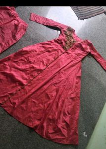 Elegant Embroidered Kurta