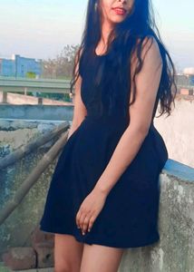 New Black 👗 🖤 Dress