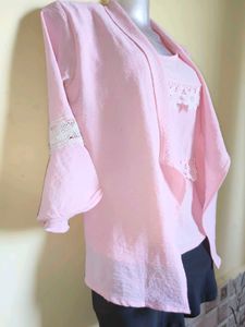 BOGO🎁Buy One Get 1 Free🎁 Pink Top Size M