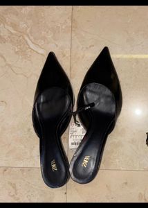 ZARA Patent Effect Mules
