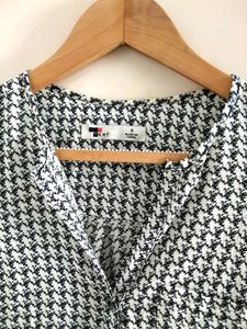 Beautiful Chinese Top