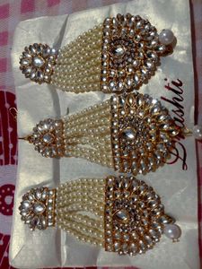 Earings With Mangtika