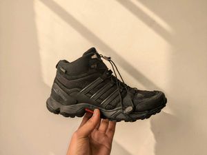 ADIDAS TERREX SWIFT R MID GTX Outdoor Shoes 👟