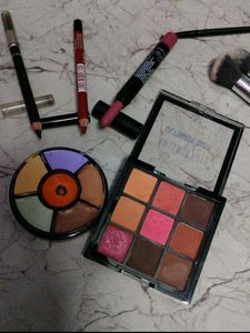 Use Makeup Combo
