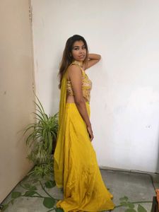 Corset And Palazzo With Necklace Dupatta