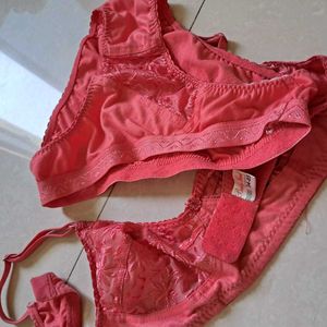 🟩NEW PRODUCT 🟩Peach Lingerie Set