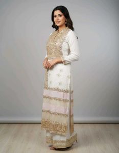 Elegant Embroidered Pakistani Salwar Kameez