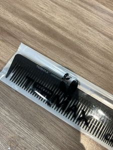 Hair cutting comb