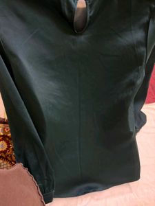 Elegant Green Long Sleeve Top