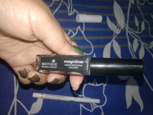Combo Of Biotique Eyeliner And Lipstick Popxo