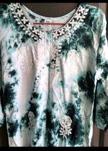 Chikankari Tie And Dye Kurta