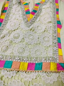 Girl&#39;s Embroidered Salwar Kameez