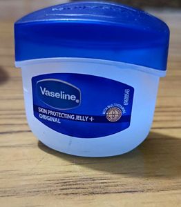 Vaseline Skin Protecting Jelly