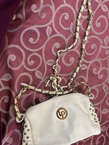 Lino Perros White Sling Bag