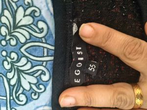 Stylish Knit Sweater in L 40 size for women