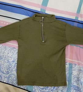 FULL SLEEVELESS OLIVE GREEN ZIPPER Top