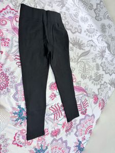 Chic Black Trousers