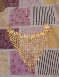 Elegant Gold-Tone Statement Necklace