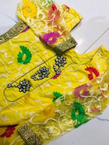 Elegant Yellow Embroidered Kurta