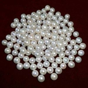 500+ White Pearls