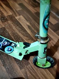 Kids scooter