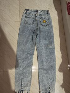 Blue Mom Fitted Jeans