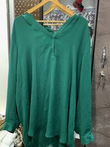 Green Long Sleeve Top