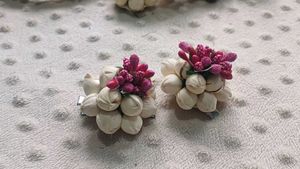 Floral Hair Accessory Set for mom and daughter com