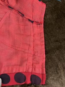 beautiful saree red and black shade flower print