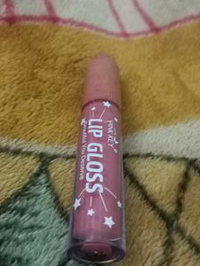 pink key LIP GLOSS