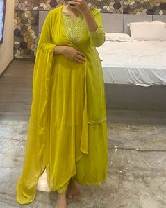 Elegant Straight Salwar Suit Full Set
