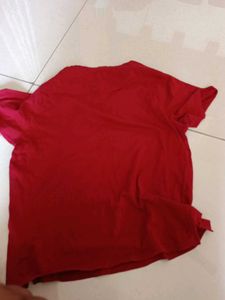 Red Statue of Liberty Graphic Tee