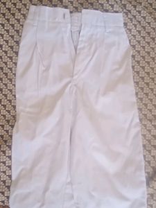 White pant for kids Under 8 year to 5 years