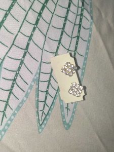 I Am Selling New Earings
