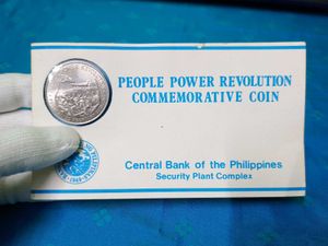 Philippines Coin 10 Piso Commemorative With Folder