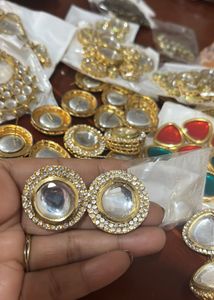 Misboota Kundan Earrings