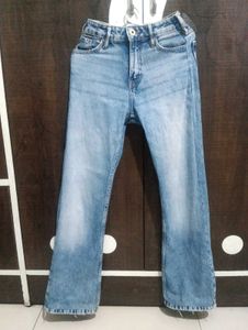 Straight Jeans
