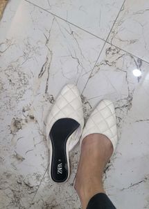 100% original zara quilted flat mules