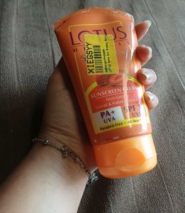 Lotus Herbals Sunscreen SPF 20