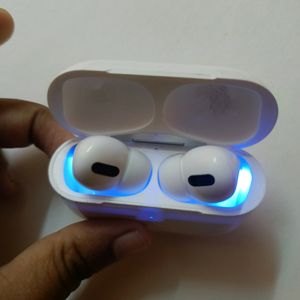 Earbuds ( Bluetooth )