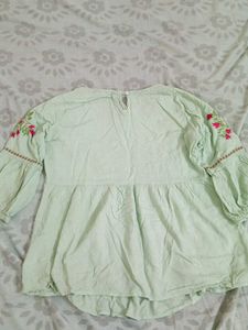 I Am Selling An Tunics To Wear Like Casual.