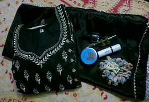 Elegant Black Embroidered Ethnic Salwar Suit..🖤🧚