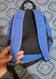 Nike Small Bagpack