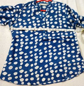 XL Blue &amp; White Print Top