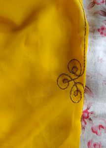 Amazing Looking Yellow Saree! ✨