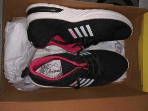 Sports Shoes/Sneakers For Women