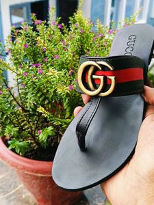 Gucci Thong Flats Very Good Quality